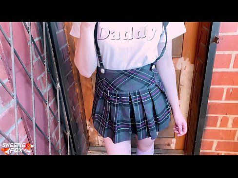❤️ Schoolgirl Sucks a dick gu domhainn agus fucks an àite clasaichean. ❤❌  Pornagraf càileachd  leinn gd.centr-klassiki.ru